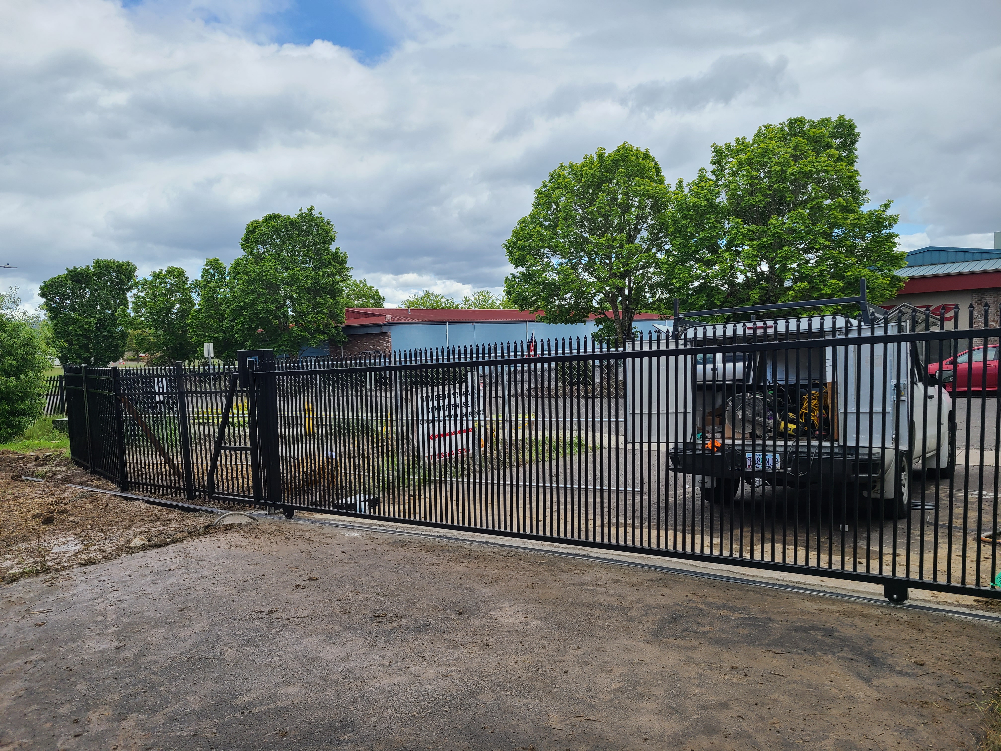 Comments on: Installing Custom Pine Fence and Gates in Houston TX - Image 2